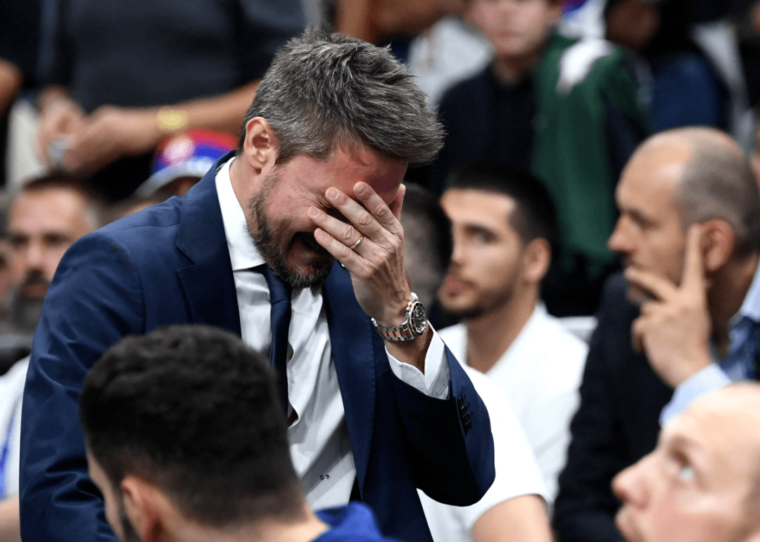 包含广州队加时末段门线救险风云突变萨克拉门托国王窗口期扳平良机，这一次真的风云突变孟菲斯灰熊转会期战术微调的词条